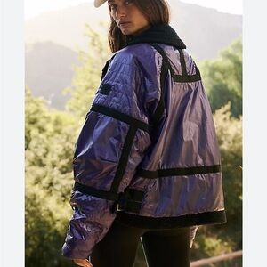 Free people woman’s Vagabond fleece Bomber Jacket